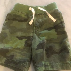 Gap kids little boys ❤️ Camo shorts
